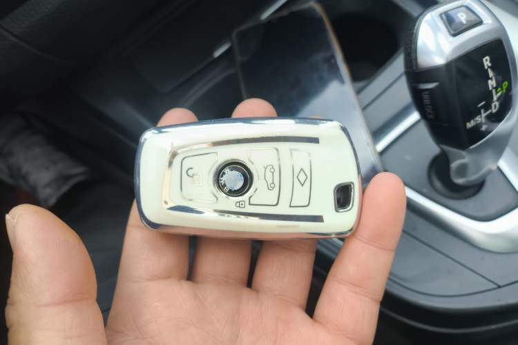 Used BMW 2 Series 2015 218i Convertible Coupe Vehicle Key