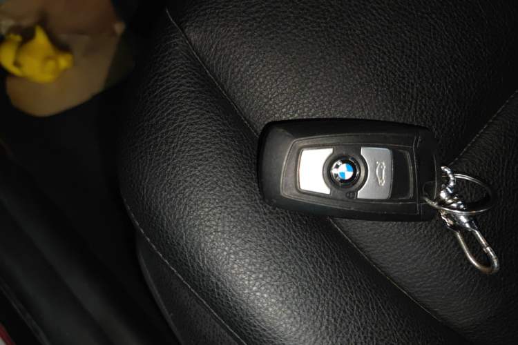 Used BMW 2 Series 2015 218i Convertible Coupe Vehicle Key