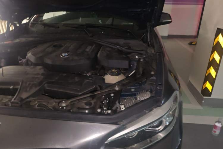 Used BMW 2 Series 2015 218i Convertible Coupe Engine Bay Left