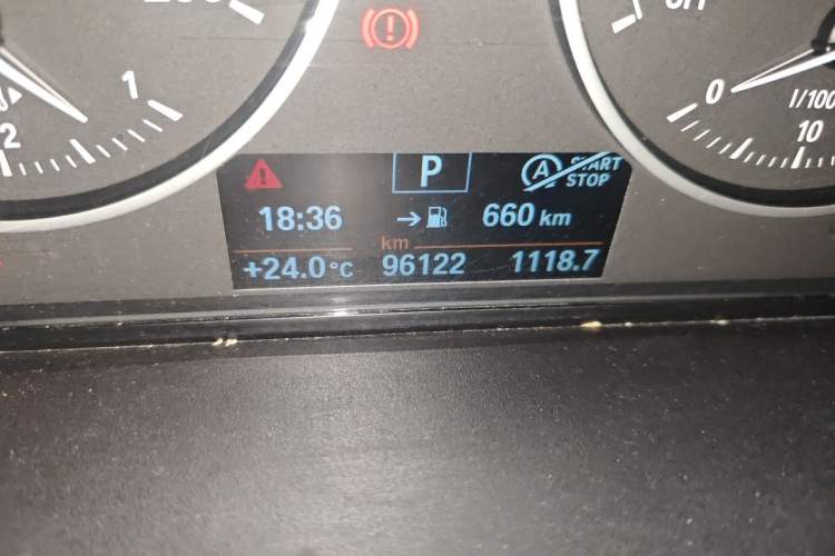 Used BMW 2 Series 2015 218i Convertible Coupe Odometer Close Up