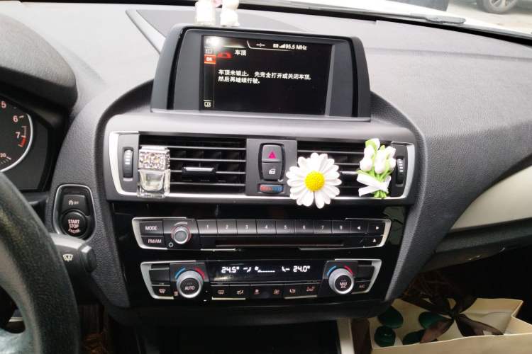 Used BMW 2 Series 2015 220i Convertible Coupe Leading Model Audio And AC Panel