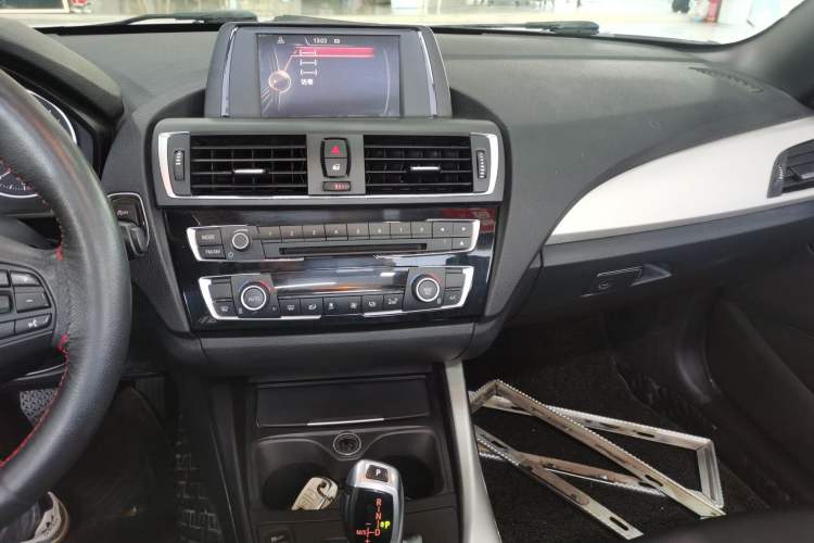 Used BMW 2 Series 2015 218i Convertible Coupe Audio And AC Panel