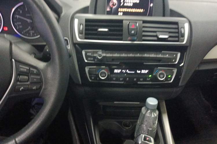 Used BMW 2 Series 2015 218i Convertible Coupe Audio And AC Panel