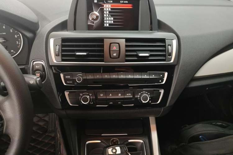 Used BMW 2 Series 2015 218i Audio And AC Panel