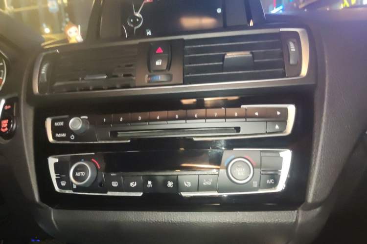 Used BMW 2 Series 2015 218i Convertible Coupe Audio And AC Panel