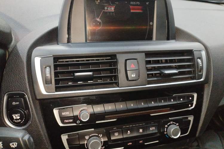 Used BMW 2 Series 2015 218i Audio And AC Panel