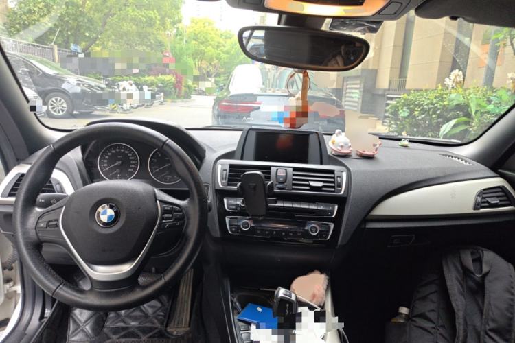 Used BMW 2 Series 2015 218i Convertible Coupe Center Console