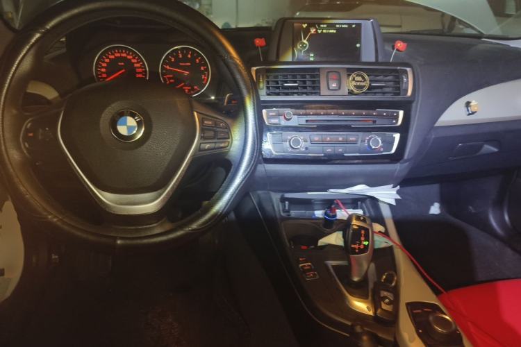Used BMW 2 Series 2015 218i Center Console