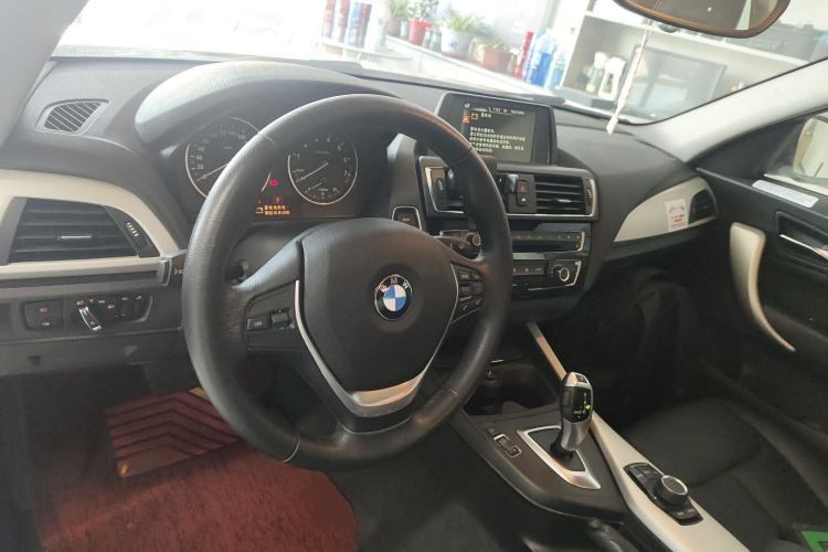 Used BMW 2 Series 2015 218i Center Console