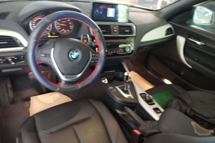 Used BMW 2 Series 2015 220i Convertible Coupe Leading Model Center Console