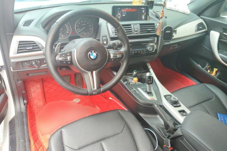 Used BMW 2 Series 2015 218i Convertible Coupe Center Console