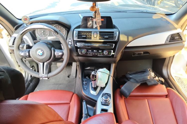 Used BMW 2 Series 2015 220i Convertible Coupe M Sport Edition Center Console