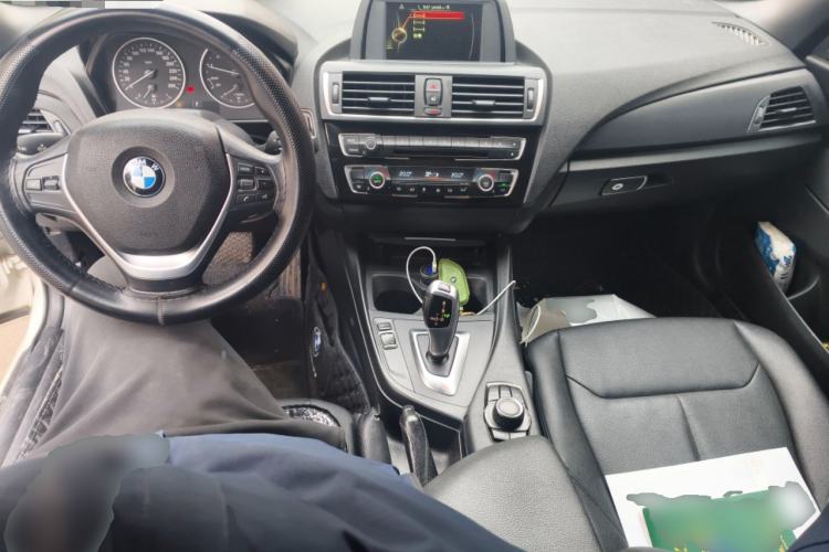 Used BMW 2 Series 2015 218i Convertible Coupe Center Console