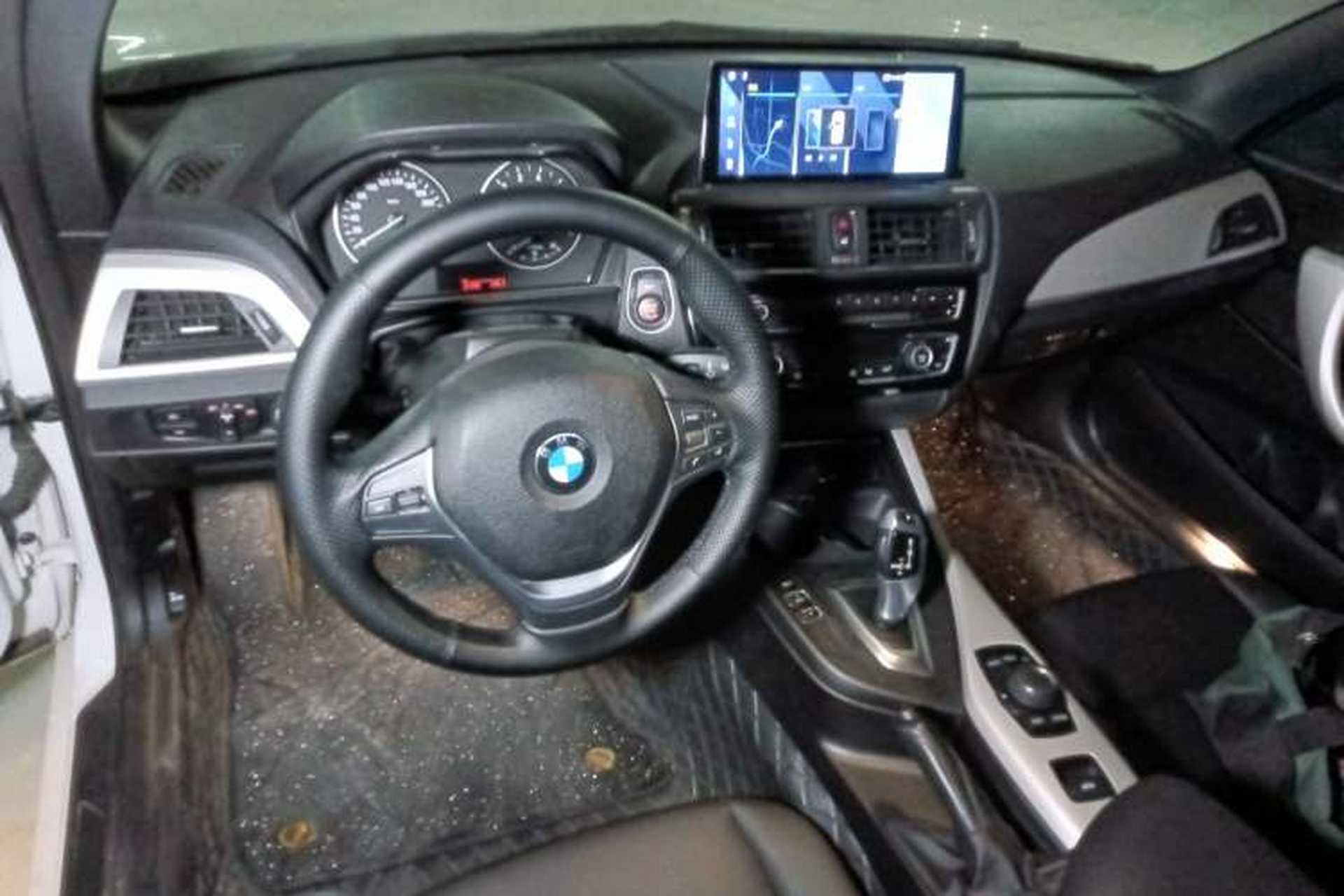 Used BMW 2 Series 2015 220i Convertible Coupe Leading Model Center Console