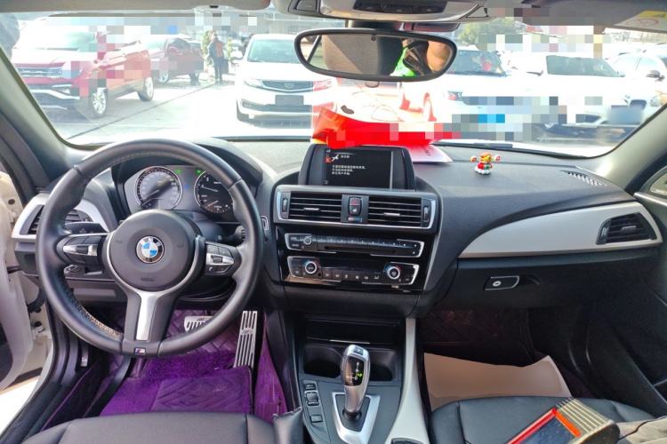 Used BMW 2 Series 2015 218i Convertible Coupe Center Console