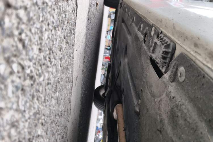 Used BMW 2 Series 2015 218i Chassis Front Right
