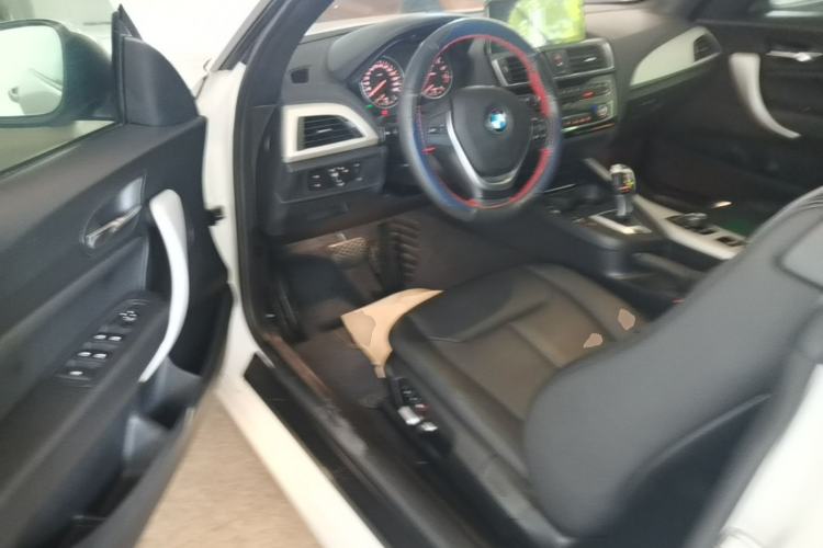 Used BMW 2 Series 2015 220i Convertible Coupe Leading Model Driver Seat