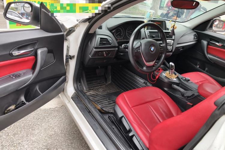 Used BMW 2 Series 2015 218i Driver Seat