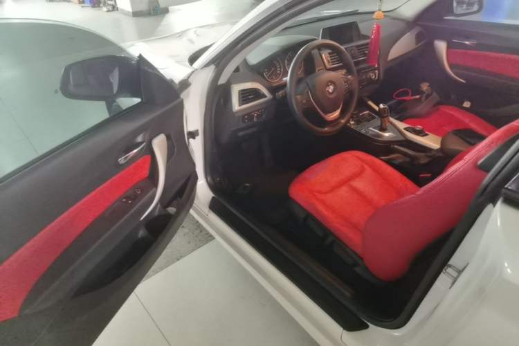 Used BMW 2 Series 2015 218i Driver Seat