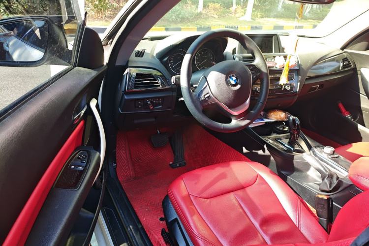 Used BMW 2 Series 2015 218i Driver Seat