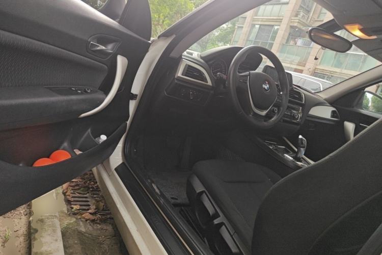 Used BMW 2 Series 2015 218i Driver Seat