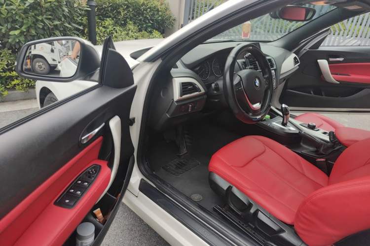 Used BMW 2 Series 2015 218i Convertible Coupe Driver Seat