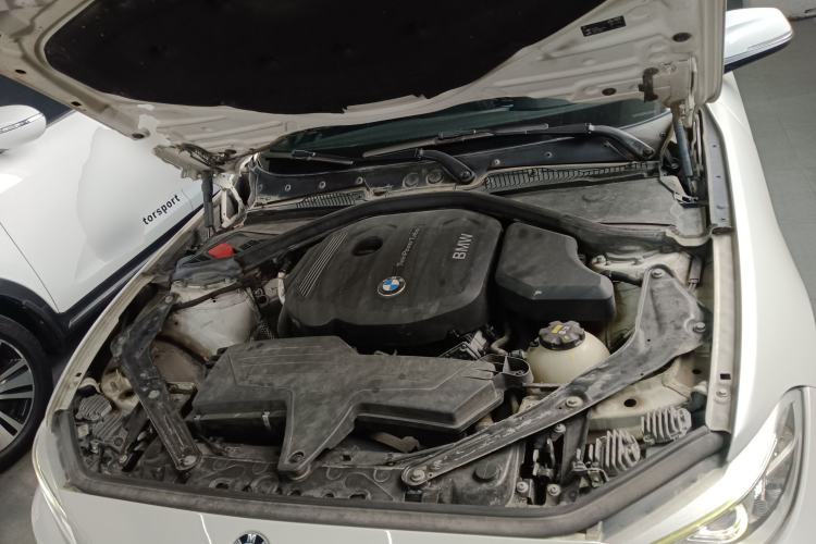 Used BMW 2 Series 2015 218i Convertible Coupe Engine Bay