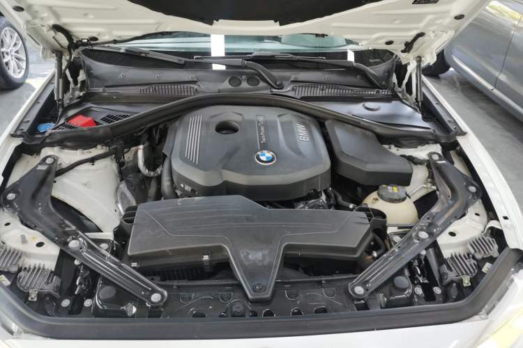 Used BMW 2 Series 2015 218i Convertible Coupe Engine Bay