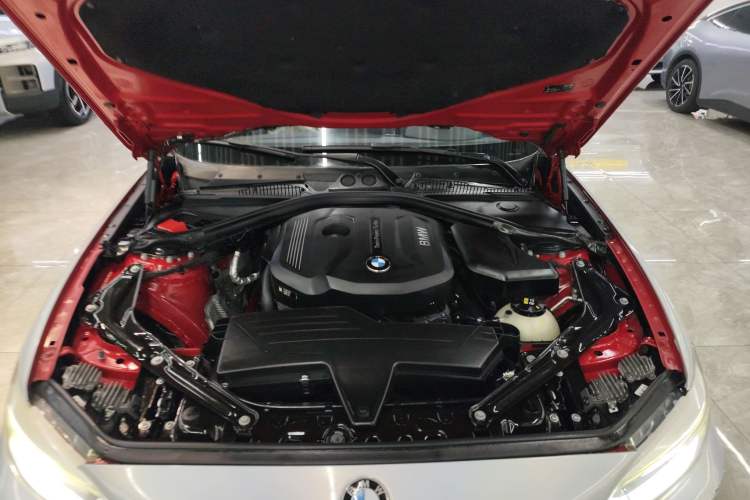 Used BMW 2 Series 2015 218i Convertible Coupe Engine Bay