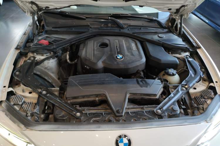 Used BMW 2 Series 2015 218i Convertible Coupe Engine Bay