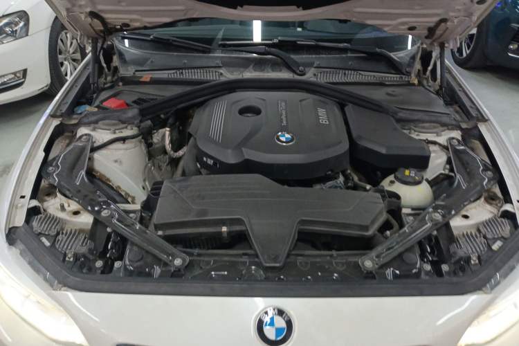 Used BMW 2 Series 2015 218i Convertible Coupe Engine Bay