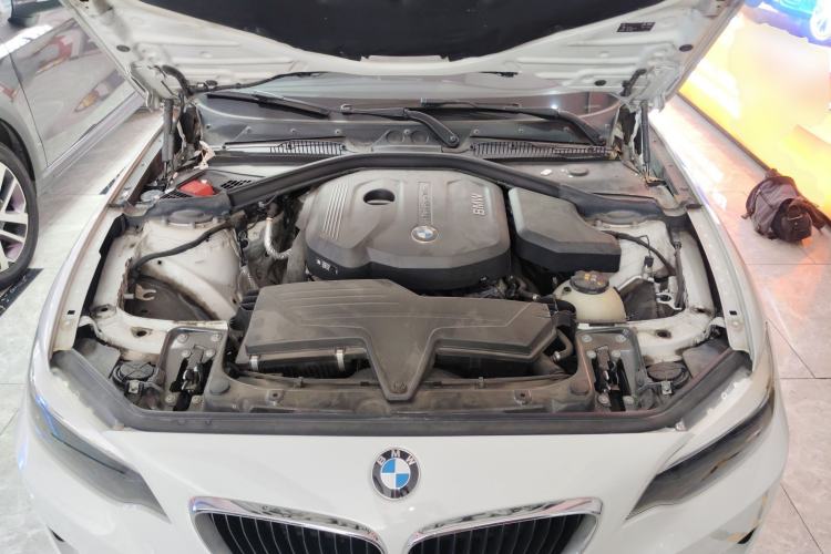 Used BMW 2 Series 2015 218i Engine Bay