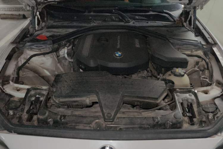 Used BMW 2 Series 2015 218i Engine Bay