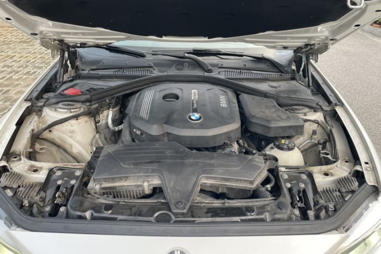 Used BMW 2 Series 2015 218i Engine Bay