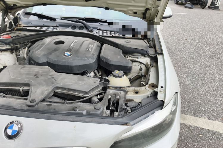 Used BMW 2 Series 2015 218i Engine Bay Left