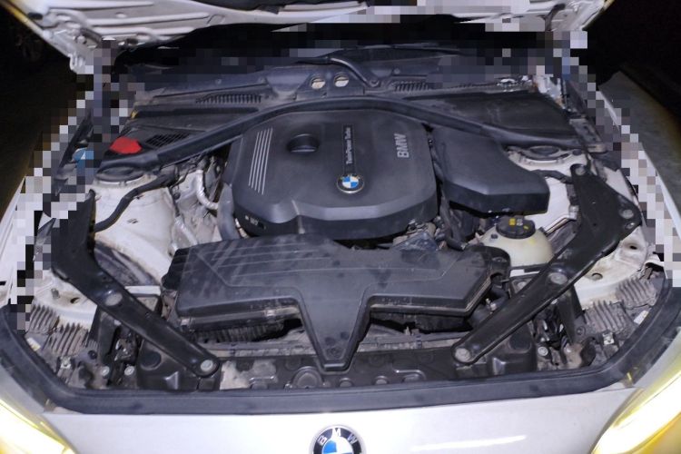 Used BMW 2 Series 2015 218i Convertible Coupe Engine Bay