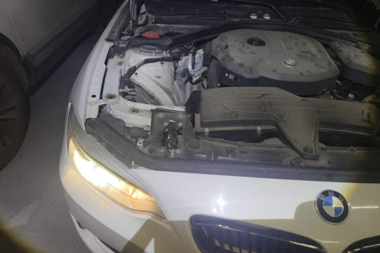 Used BMW 2 Series 2015 218i Engine Bay Right