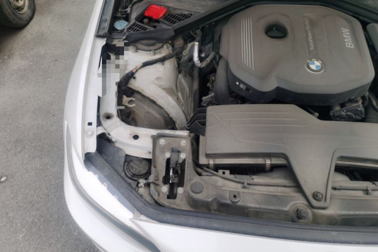 Used BMW 2 Series 2015 218i Engine Bay Right