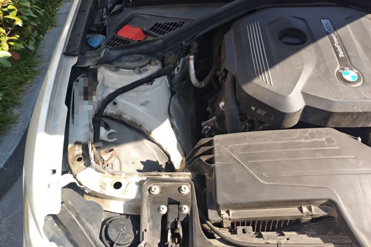 Used BMW 2 Series 2015 218i Engine Bay Right