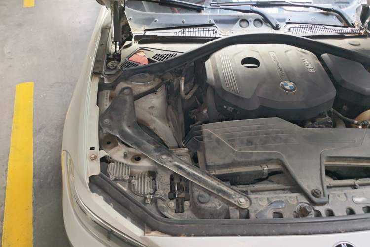 Used BMW 2 Series 2015 218i Convertible Coupe Engine Bay Right