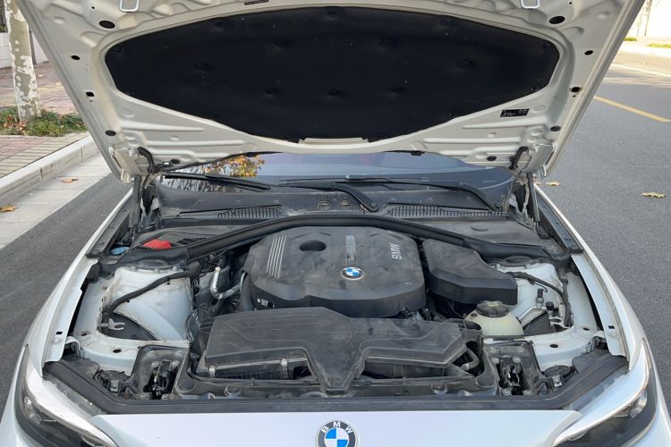 Used BMW 2 Series 2015 218i Engine Bay