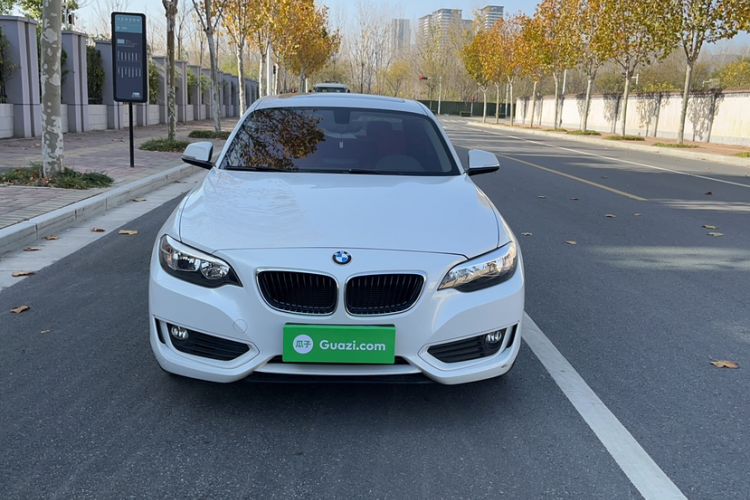 Used BMW 2 Series 2015 218i Exterior 1