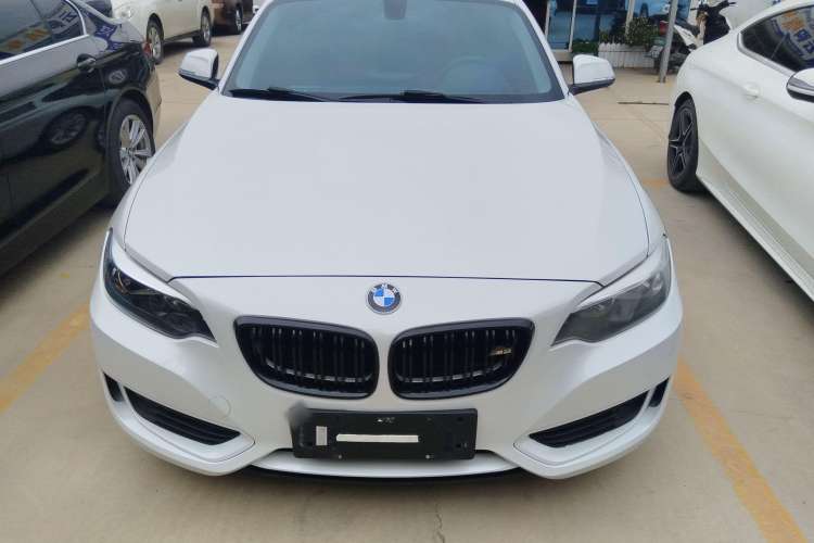 Used BMW 2 Series 2015 218i Exterior 1