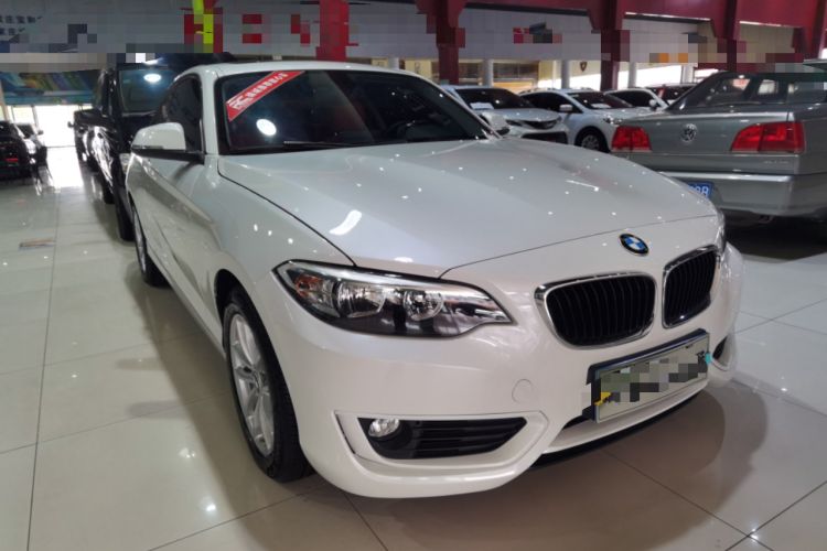 Used BMW 2 Series 2015 218i Exterior 2