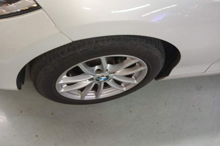 Used BMW 2 Series 2015 218i Convertible Coupe Exterior 2