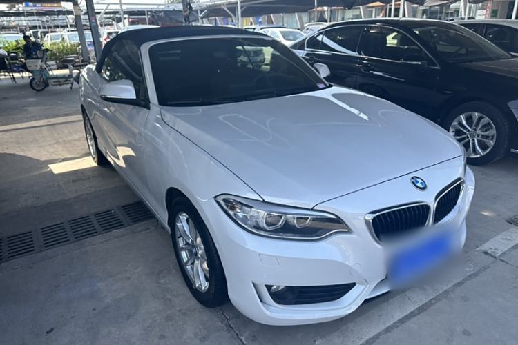 Used BMW 2 Series 2015 218i Convertible Coupe Exterior 2
