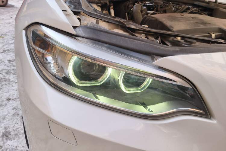 Used BMW 2 Series 2015 218i Convertible Coupe Exterior 3