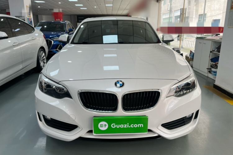 Used BMW 2 Series 2015 218i Exterior 3