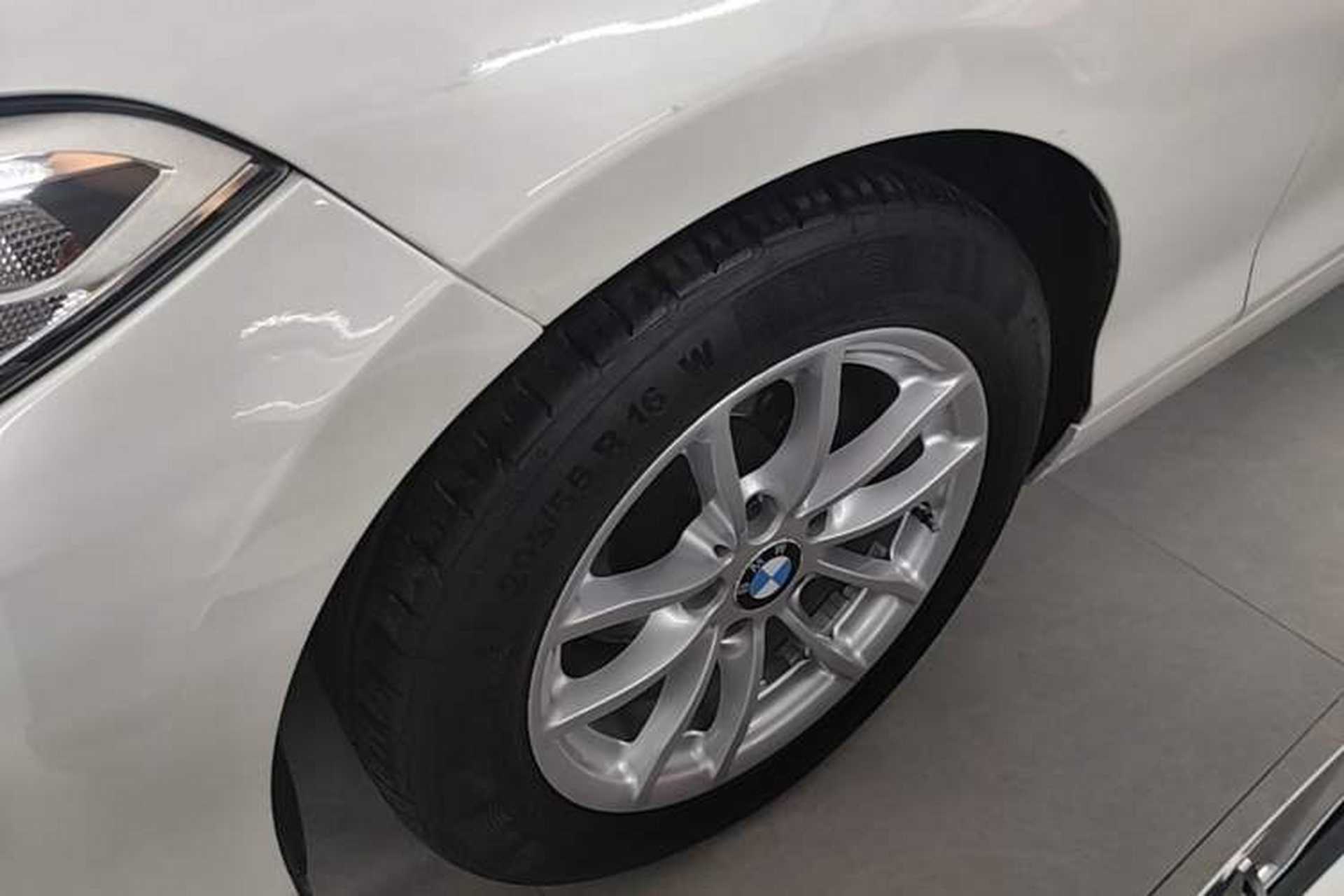 Used BMW 2 Series 2015 218i Convertible Coupe Exterior 4