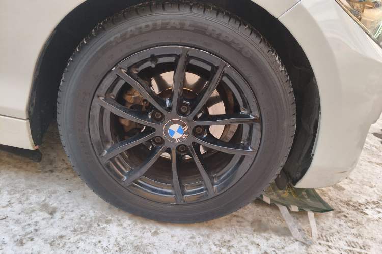 Used BMW 2 Series 2015 218i Convertible Coupe Exterior 4